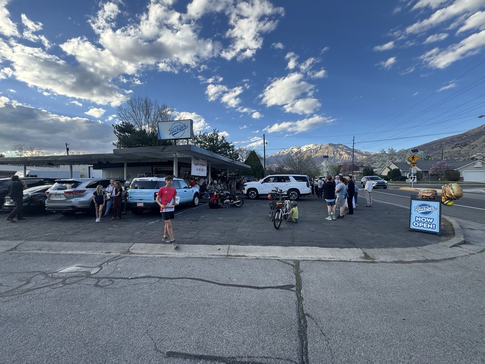 Outdoor communal dining at Provo Burger